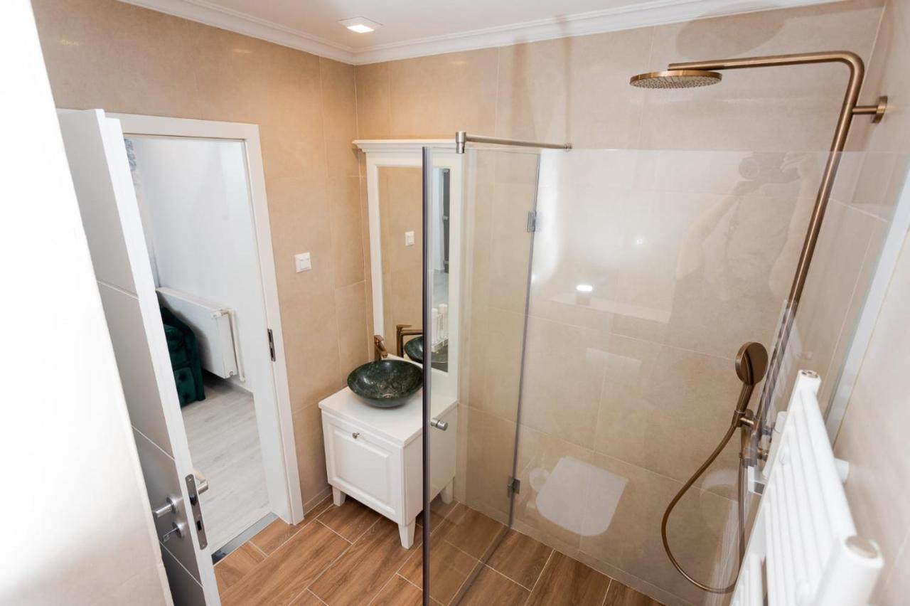 Apartament Carolyne Bistrita  Luaran gambar